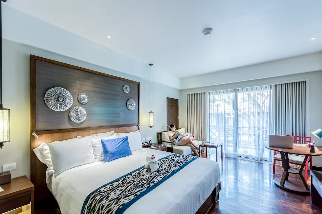 Deluxe Ocean Suite